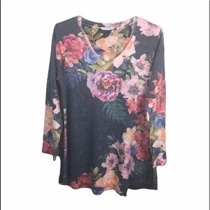 Soft surroundings gray & mauve floral tunic  blouse